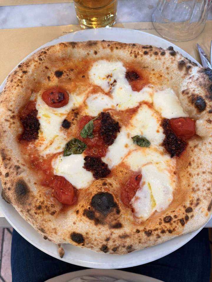 Pizza napolitaine authentique et moderne Gardanne