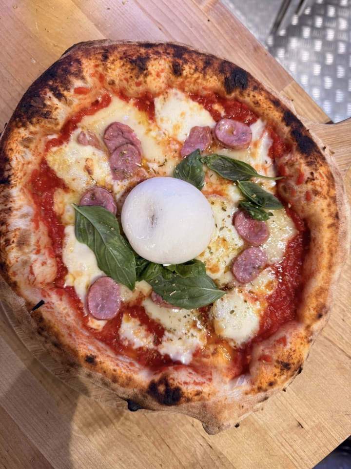 Pizza napolitaine d’inspiration moderne Gardanne