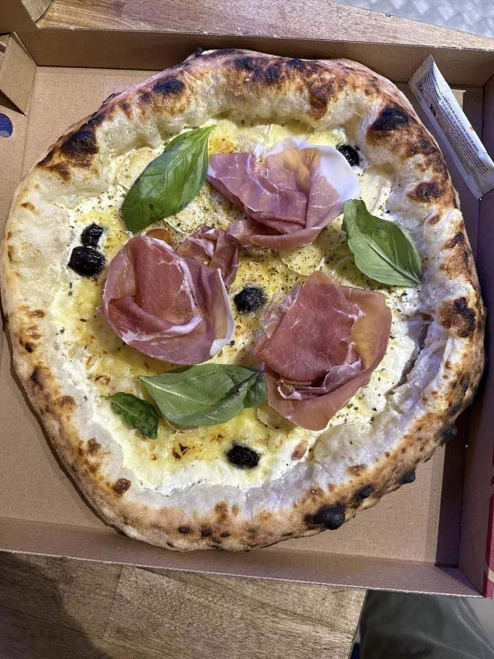 Pizza napolitaine moderne Gardanne